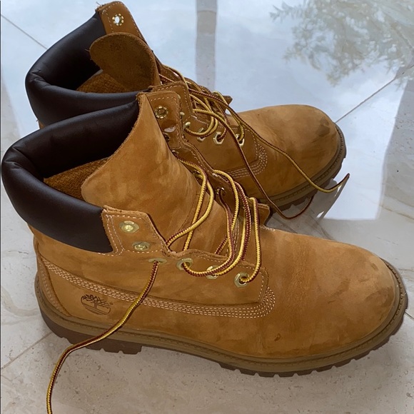 TIMBERLAND WOMEN'S 6-INCH PREMIUM WATERPROOF BOOTS - Picture 2 of 7